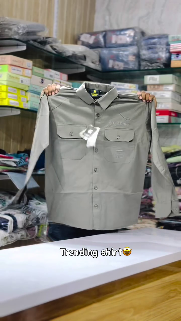 Men's Casual Shirt Cargo Style for Urban Utility Wea - Image 2