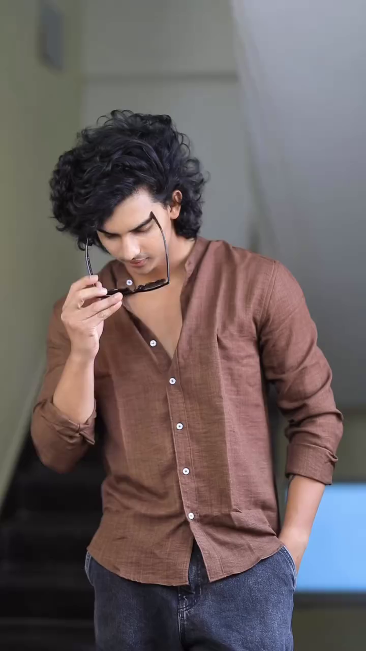 Men Classic Slim Fit Casual Shirt - Image 15