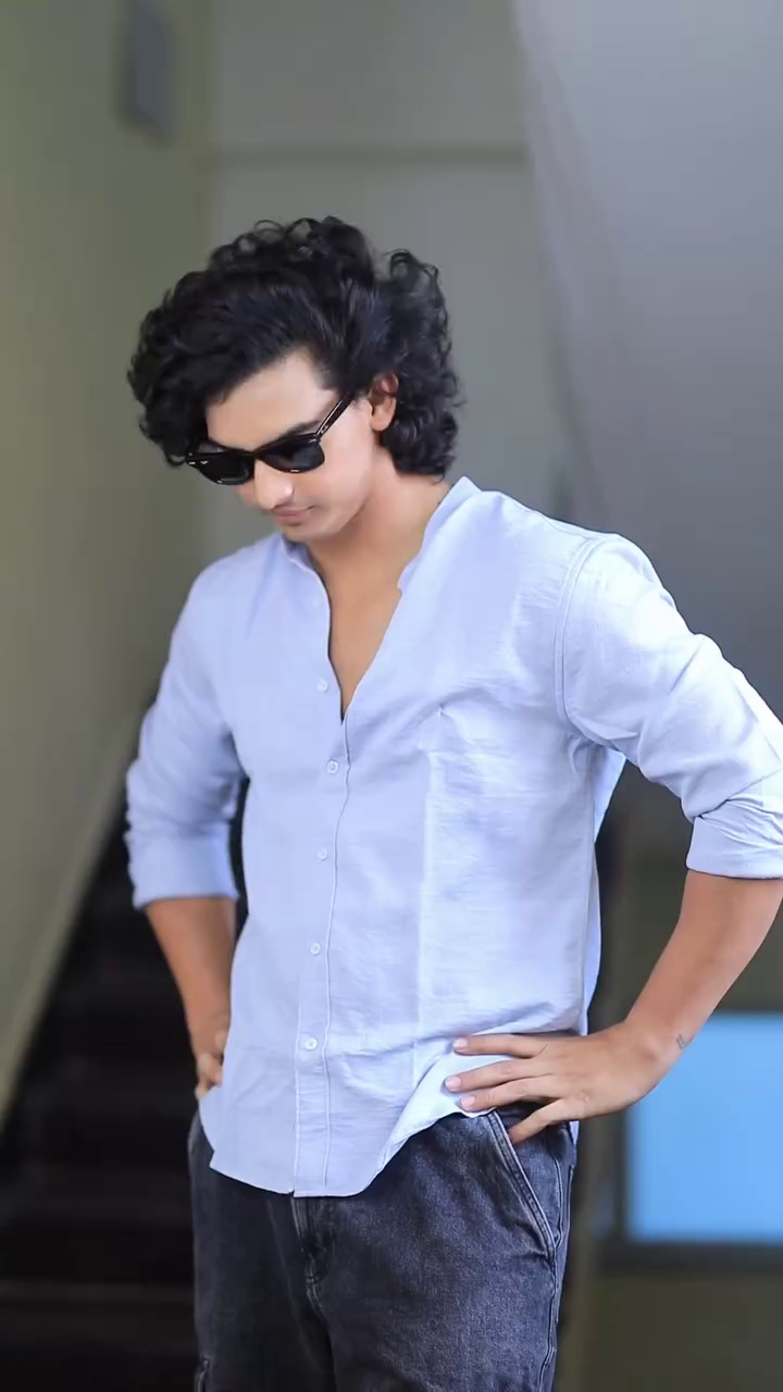 Men Classic Slim Fit Casual Shirt - Image 8