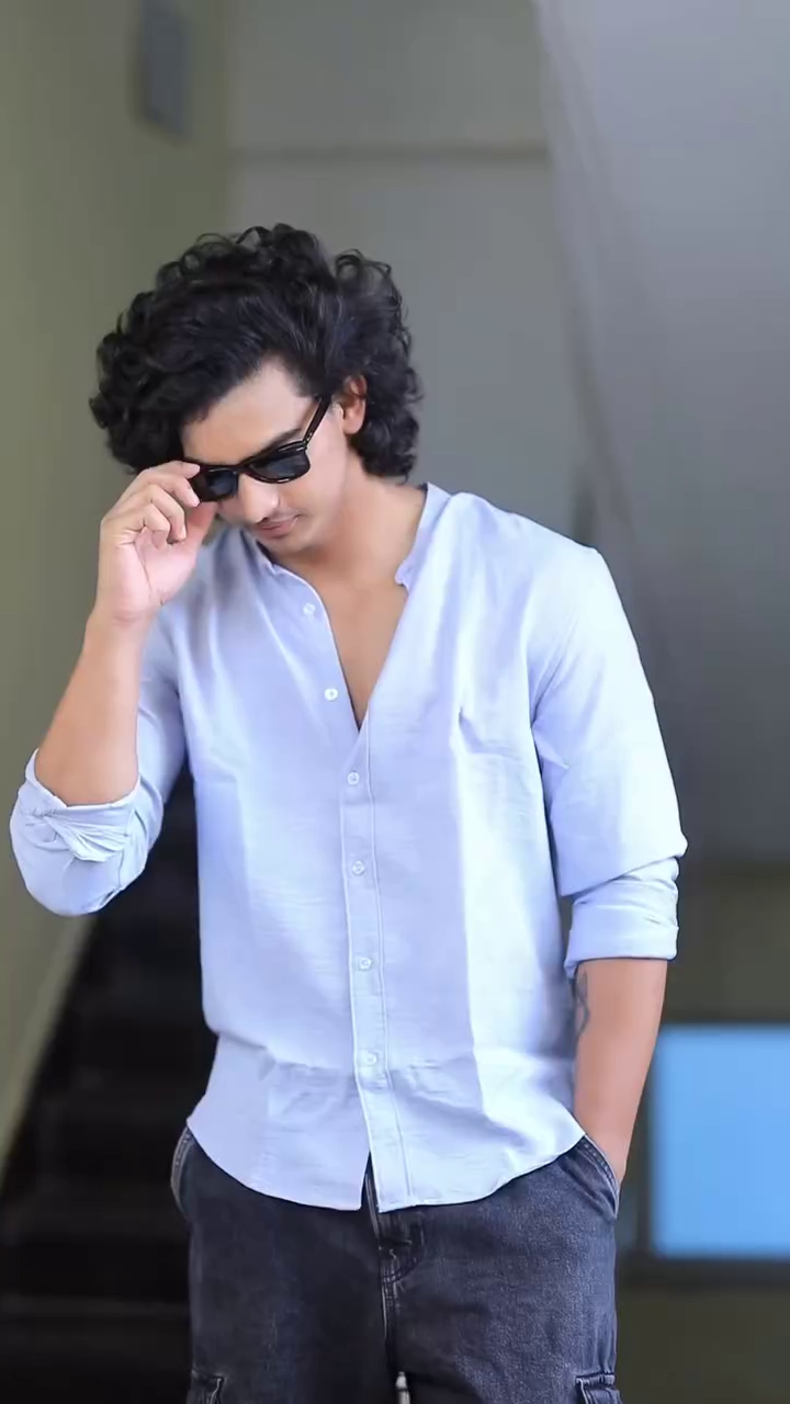 Men Classic Slim Fit Casual Shirt - Image 3