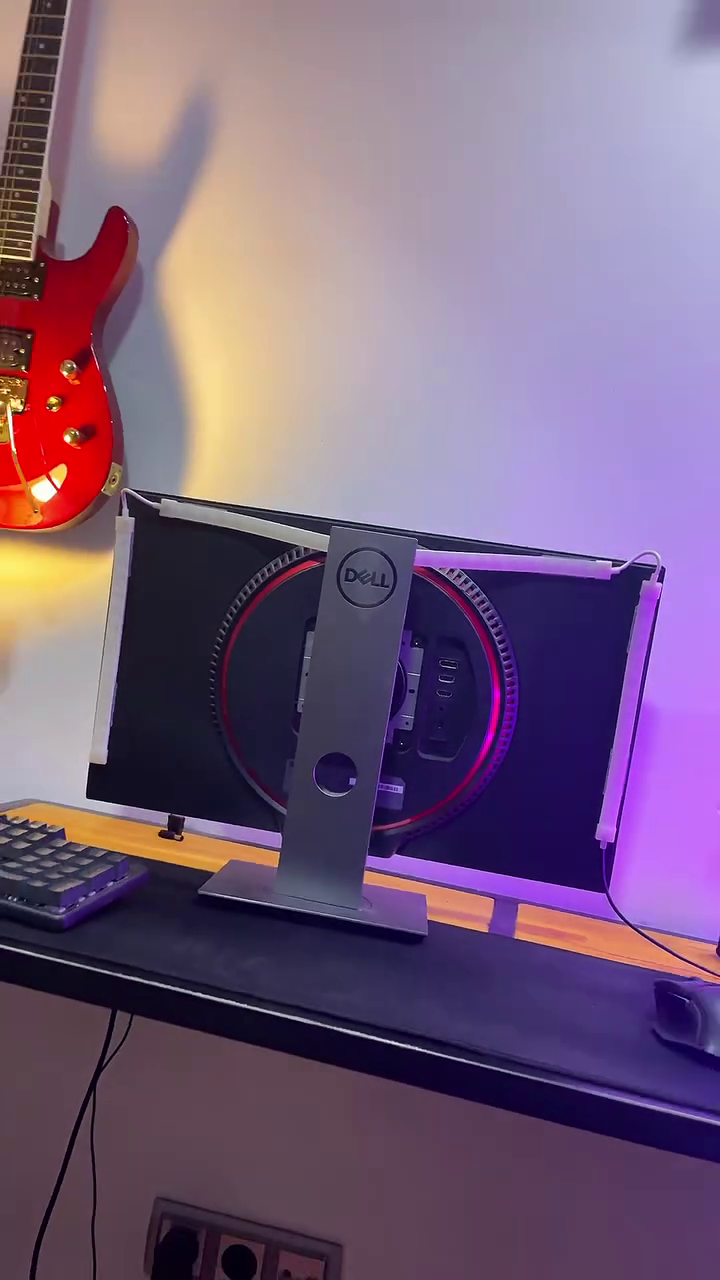 LG Ultragear IPS Gaming Monitor 60 cm (24 Inches), FHD 1920 x 1080, 1ms, 144Hz, AMD FreeSync Compatible, HDR 10, sRGB 99% (Typ.), DP, HDMI, Height, Tilt & Pivot Adjust Stand, 24GN65R (Black) - Image 6