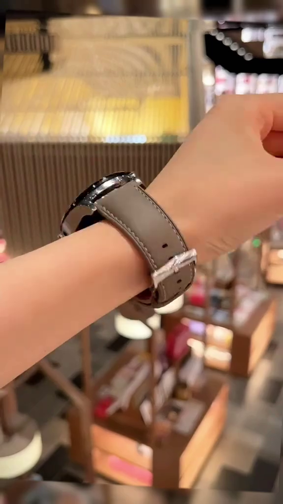 Watch Buds 2 in 1 Smart Watch and Headphones, Professional Health Management, Call with Intelligent Noise Reduction, Innovative Touch Controls on the Ear, iOS and Android - Image 5