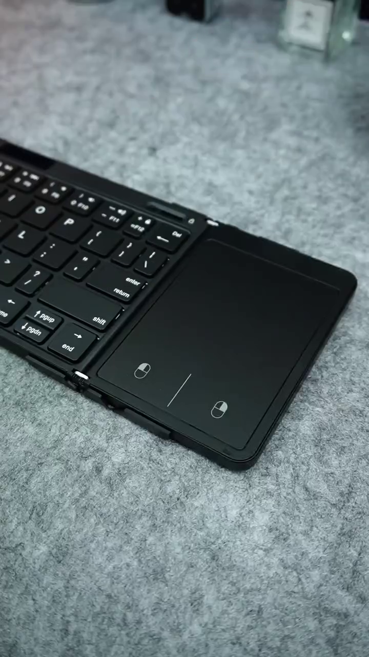 Full Size Foldable Wireless Keyboard With Trackpad, Rechargeable Battery Bluetooth Travel Multi-Device Connection, Portable for Windows/iOS/Android/Mac, Lock Into a Regular - Image 10