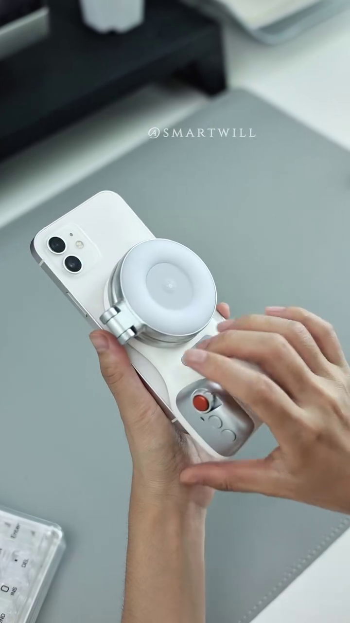 TELESIN Fun Shot Magnetic Phone Camera DSLR Style Shutter Grip for iPhone & Android with Detachable Wireless Shutter Button - MFI Certified - 1/4" Screw (Magentic Grip) - Image 10