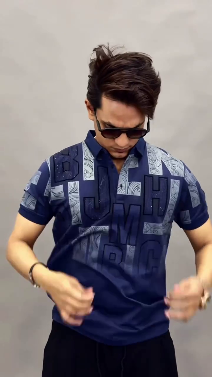 Abstract Printed Polo Collar Pure Cotton Slim Fit T-shirt - Image 7