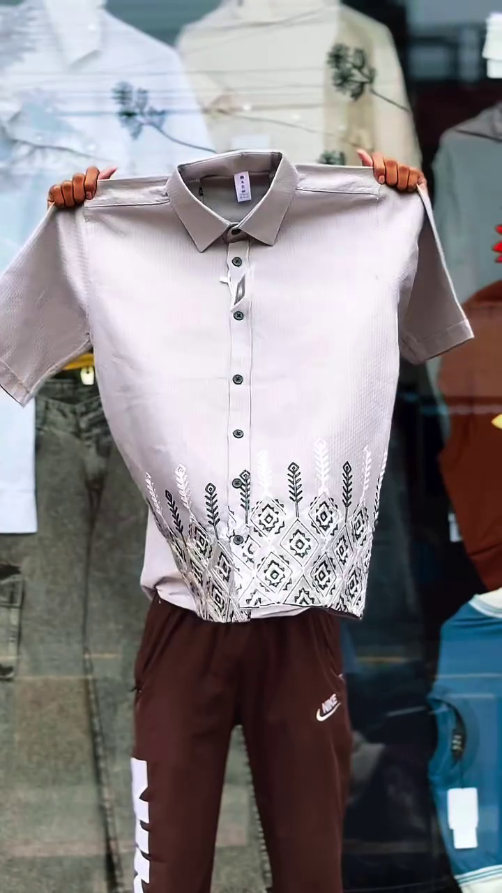 Embroidered Cotton Cubans Collar Shirt - Image 5
