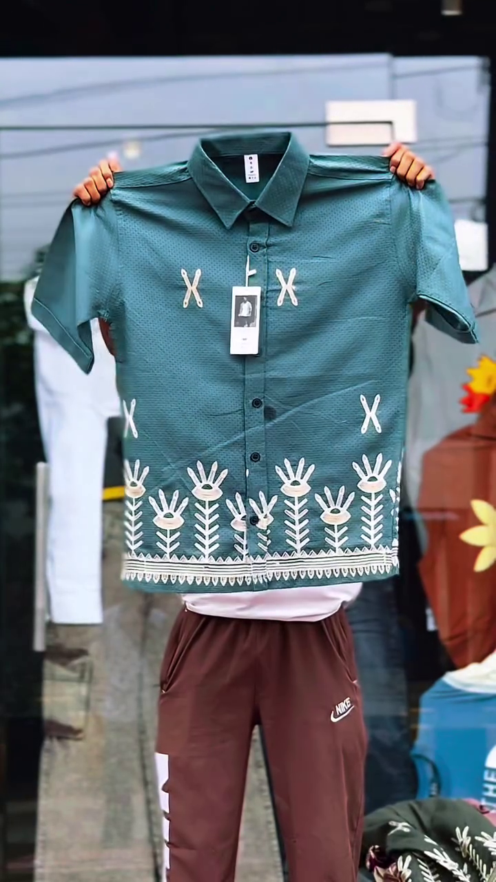 Embroidered Cotton Cubans Collar Shirt - Image 3