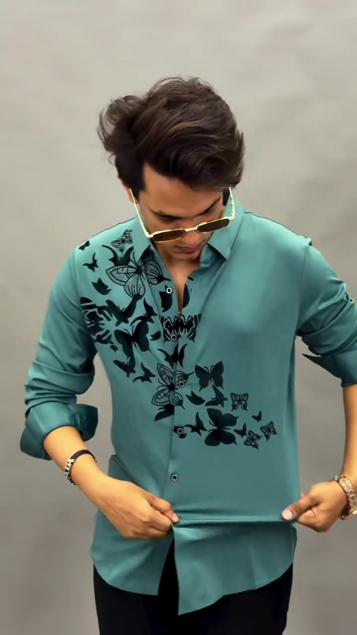 Slim Fit Floral Printed Casual Shirt - Image 3