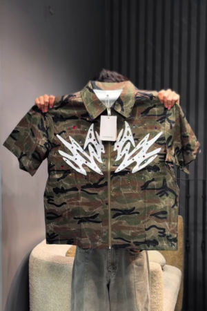 Men Relaxed Opaque Printed Casual Shirt