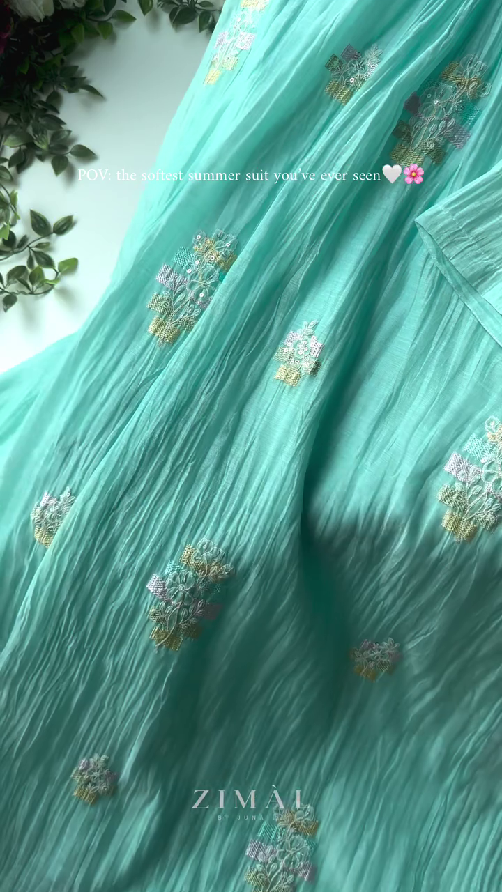 Ethnic Motifs Embroidered Lucknowi Chikankari Anarkali Kurta - Image 5