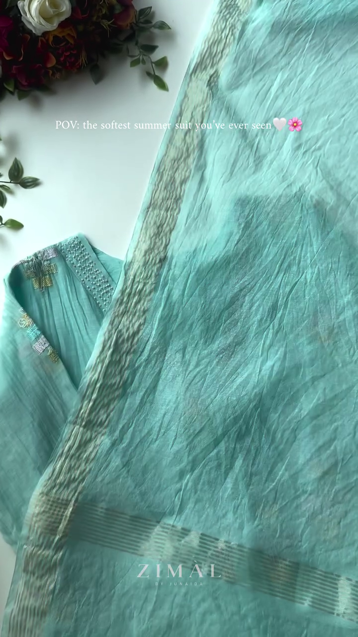 Ethnic Motifs Embroidered Lucknowi Chikankari Anarkali Kurta - Image 3