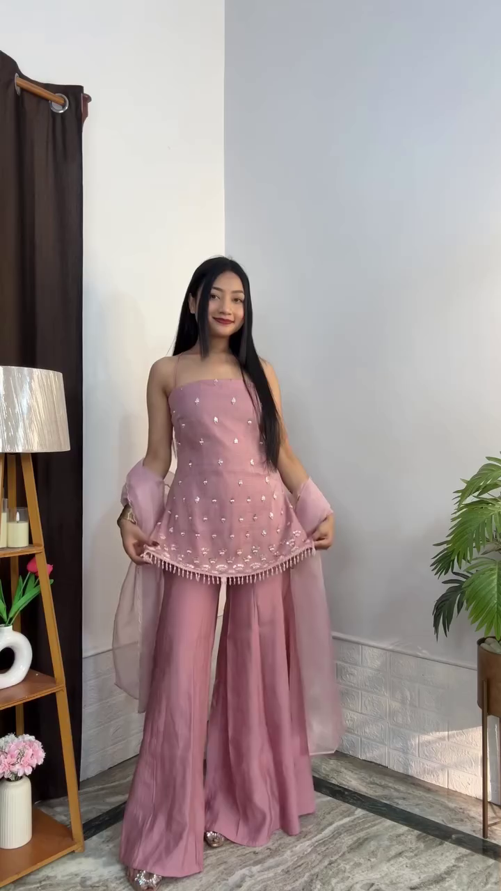 Women Light Pink Crush Embroidered Organza Straight Kurta Set with Dupatta - Image 15