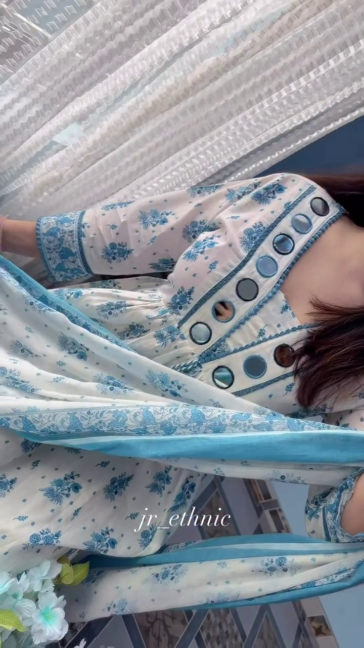 Women Floral Printed Panelled Pure Cotton Kurta with Trousers & With Dupatta - Image 2