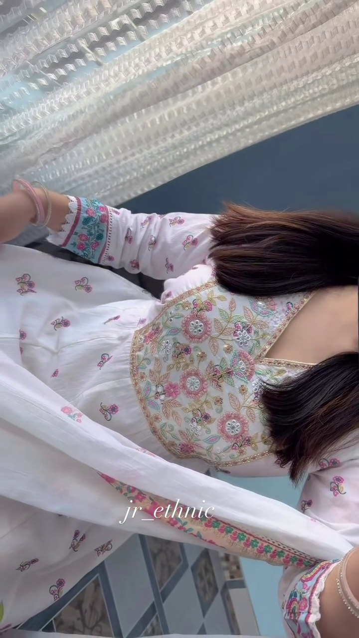 Ethnic Motifs Regular Beads and Stones Pure Cotton Kurta with Trousers & Dupatta - Image 2