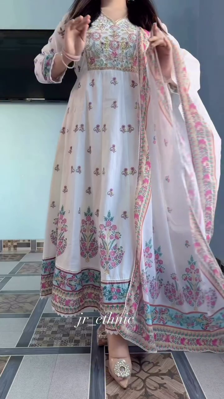 Ethnic Motifs Regular Beads and Stones Pure Cotton Kurta with Trousers & Dupatta - Image 11