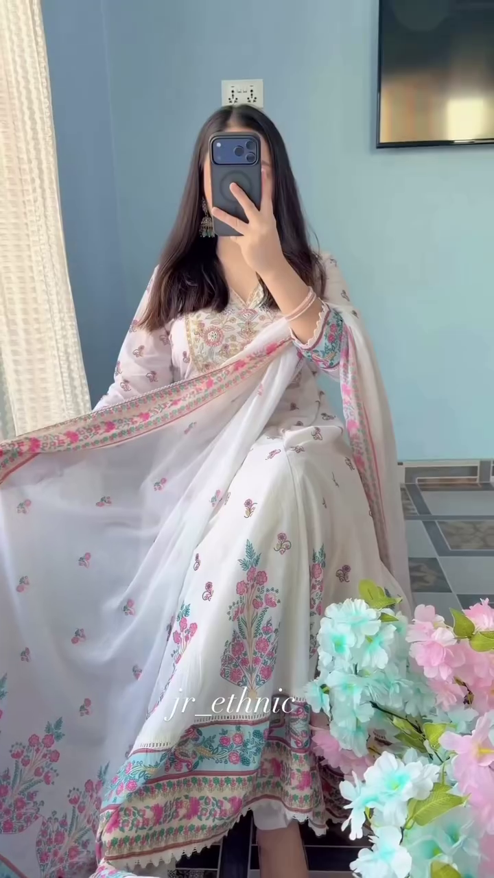 Ethnic Motifs Regular Beads and Stones Pure Cotton Kurta with Trousers & Dupatta