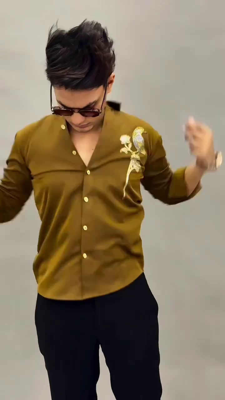 Men Embellished Slim Fit Party Shirt - Image 8
