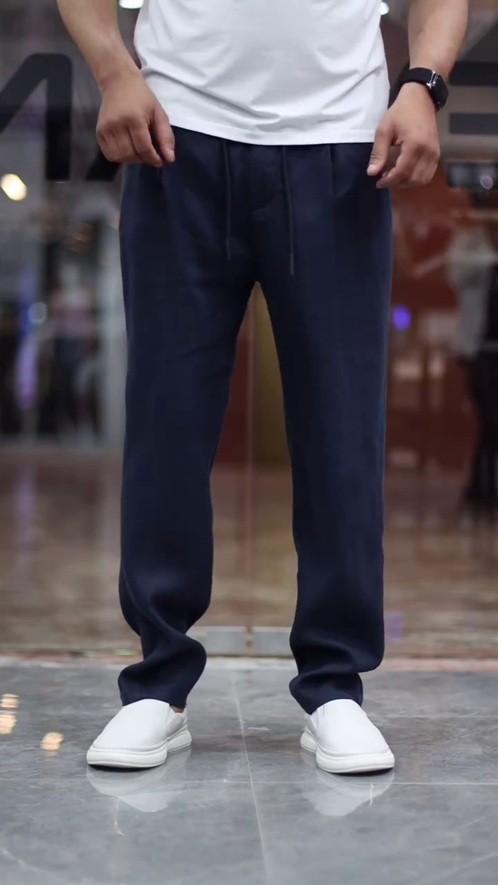 Men Relaxed Straight Leg Straight Fit Trousers - Image 5