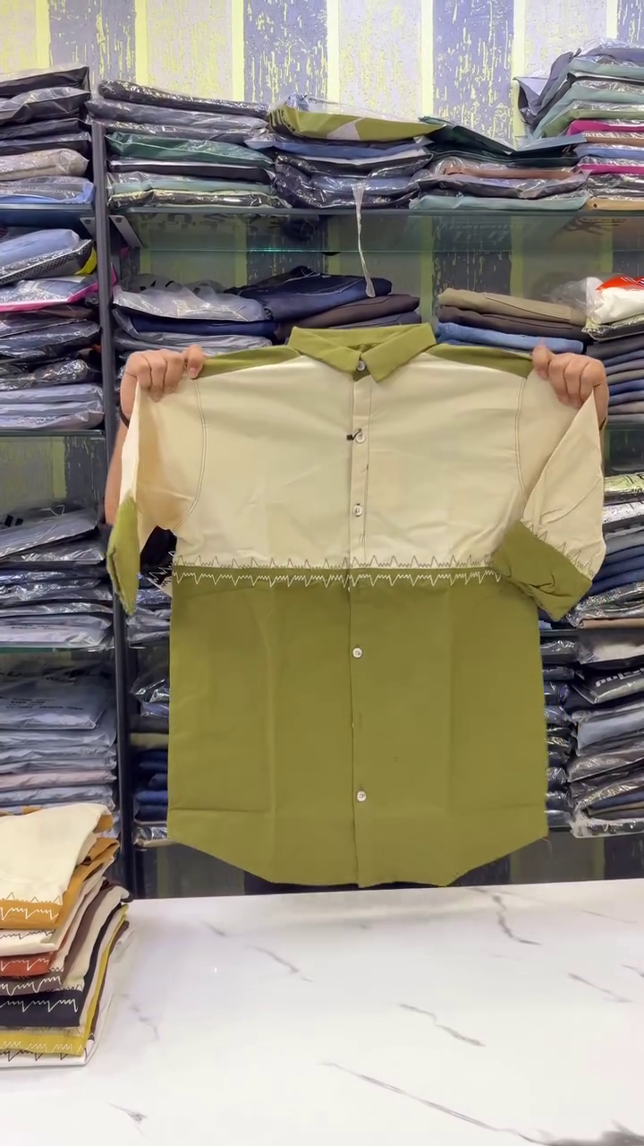 Standard Colourblocked Casual Shirt with Contrast Pockets - Image 9